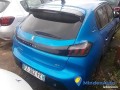 peugeot-208-e-50kwk-136cv-accidentee-small-1