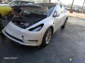 tesla-model-y-electrique-small-2