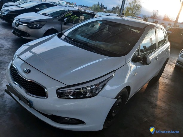 kia-cee-d-ii-16-crdi-110ch-ref-319093-big-1