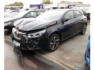 RENAULT   MEGANE  EK-077-XL