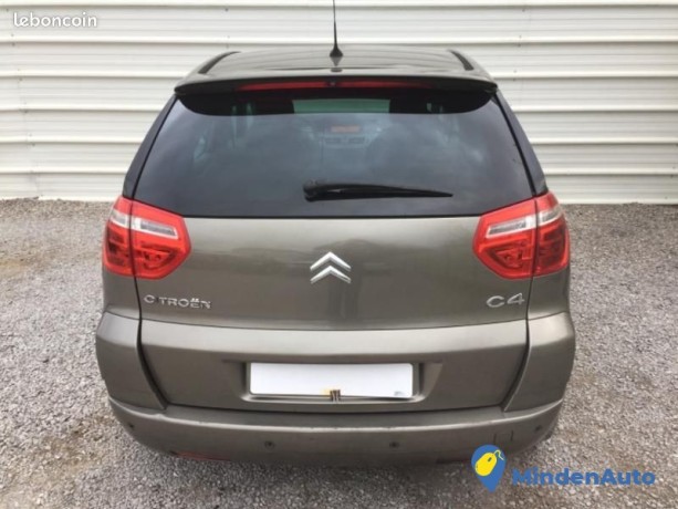 citroen-c4-picasso-16-hdi110-fap-exclusive-big-1