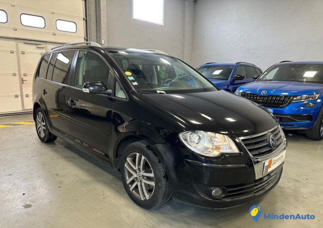 volkswagen-touran-20tdi-140cv-dsg-big-3