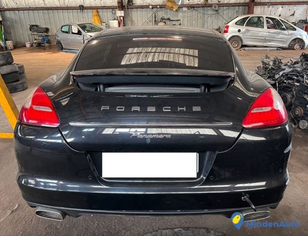 porsche-panamera-30-v6-250-cv-choc-avant-big-0