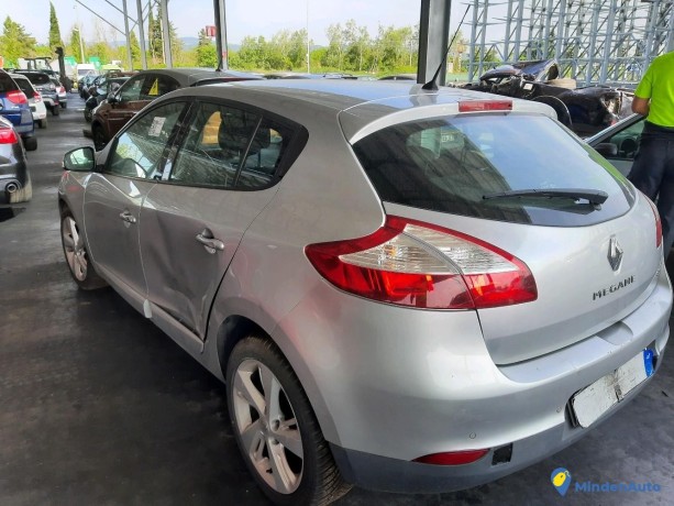 renault-megane-15-dci-110-dynamique-ref-321538-big-1