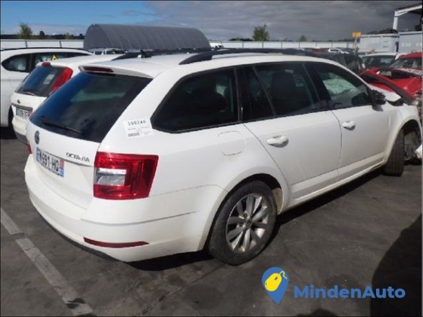 skoda-octavia-combi-ambition-20tdi-150-big-3