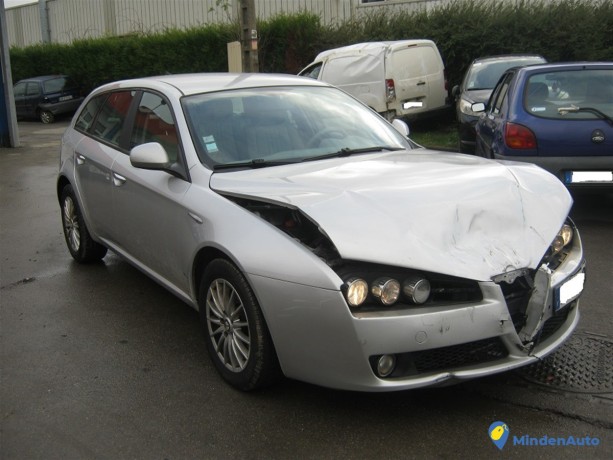 alfa-romeo-159-sw-sportwagon-19l-jtd-n6947-big-2