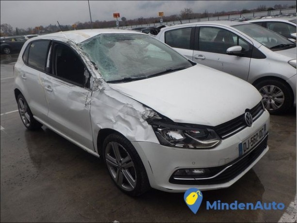 volkswagen-polo-v-highline-bmtstart-stop-14-tdi-90cv-big-1