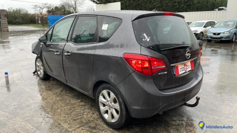 opel-meriva-b-phase-1-big-2