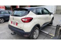 renault-captur-1-phase-1-small-0