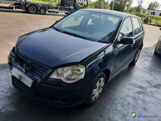 VOLKSWAGEN POLO IV 1.2I - 60 Réf : 324009