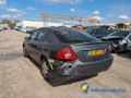 ford-mondeo-ii-20l-145-small-2