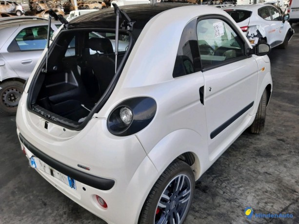 microcar-due-dci-must-ref-321664-big-3