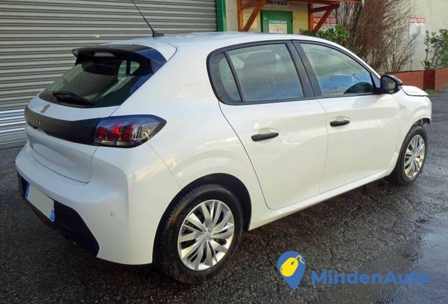 peugeot-208-stecargo-15-hdi-100-big-3