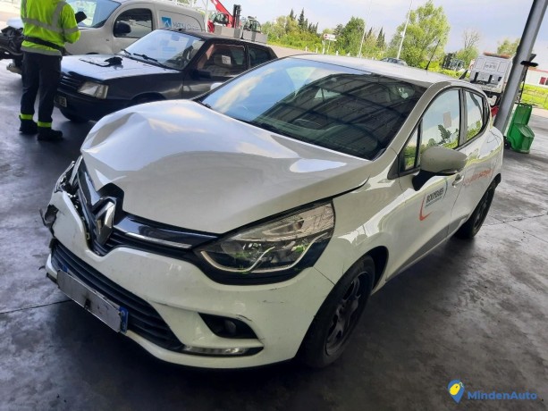 renault-clio-iv-09-tce-90-2seats-ref-321856-big-1