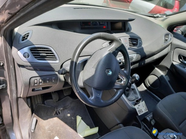 renault-scenic-iii-15-dci-110-bose-ref-324781-big-4