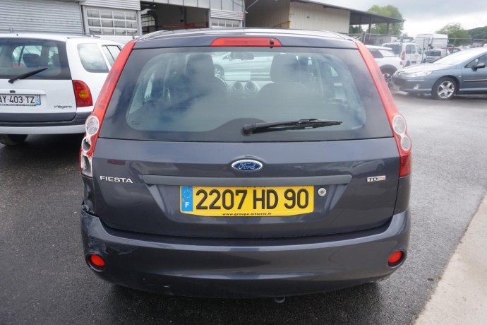 ford-fiesta-5-big-16