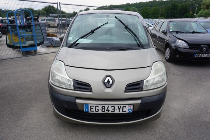 renault-grand-modus-big-0