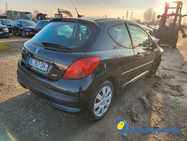 peugeot-207-16l-110-big-2