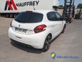 peugeot-208-16-hdi-100-gt-line-small-3
