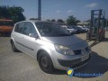 renault-scenic-expression-small-0