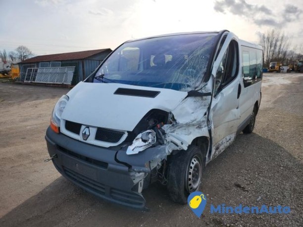 renault-trafic-ii-19l-dci-80-big-0