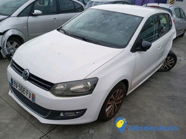 volkswagen-polo-v-style-16-tdi-big-0