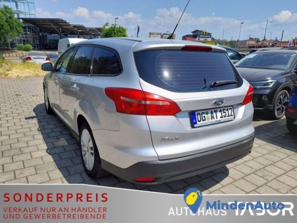 ford-focus-turnier-15-tdci-klima-shz-gra-radiocd-88-kw-120-ps-big-1