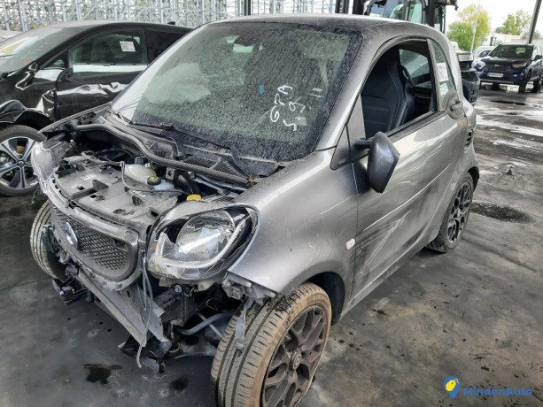 smart-fortwo-iii-coupe-09-90-pure-ref-329742-big-2