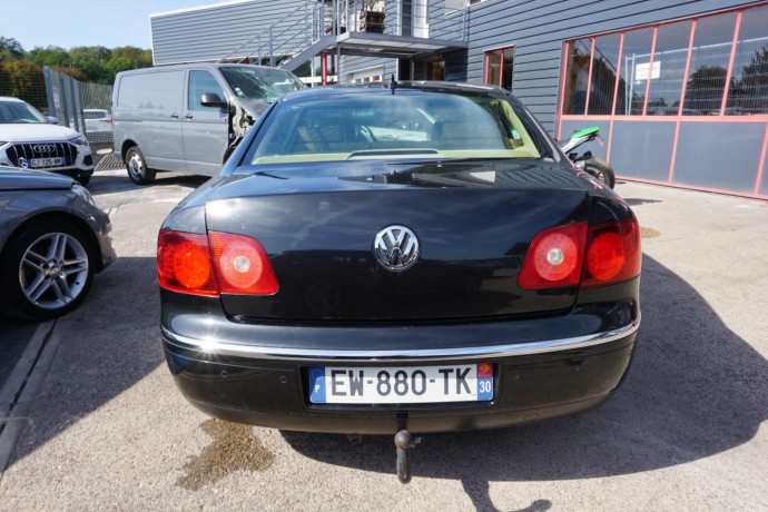 volkswagen-phaeton-big-18