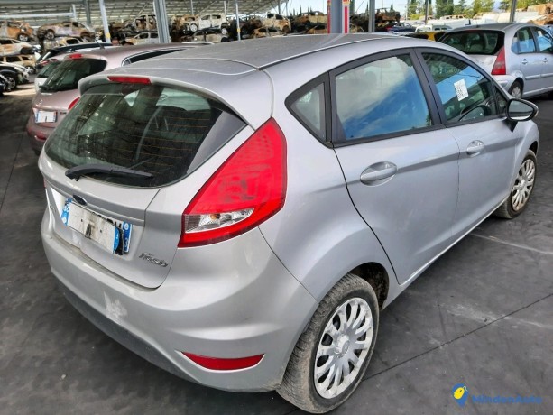 ford-fiesta-vi-16-tdci-95-ref-331107-big-2