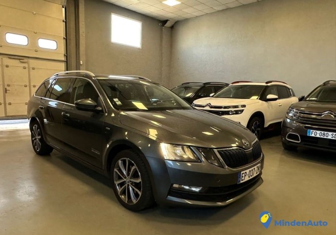 skoda-octavia-20tdi-150cv-de-2017-big-1