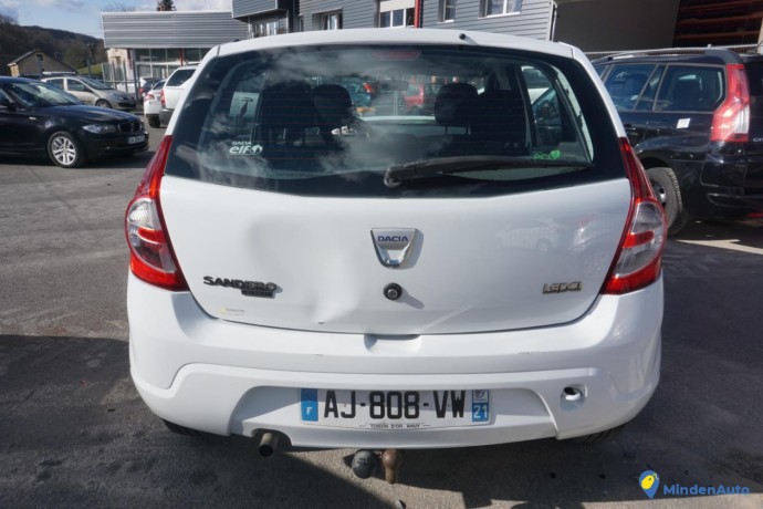 dacia-sandero-1-sandero-1-15-dci-8v-turbo-big-1