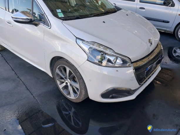 peugeot-208-12i-puretech-110-gt-line-ref-333031-big-0