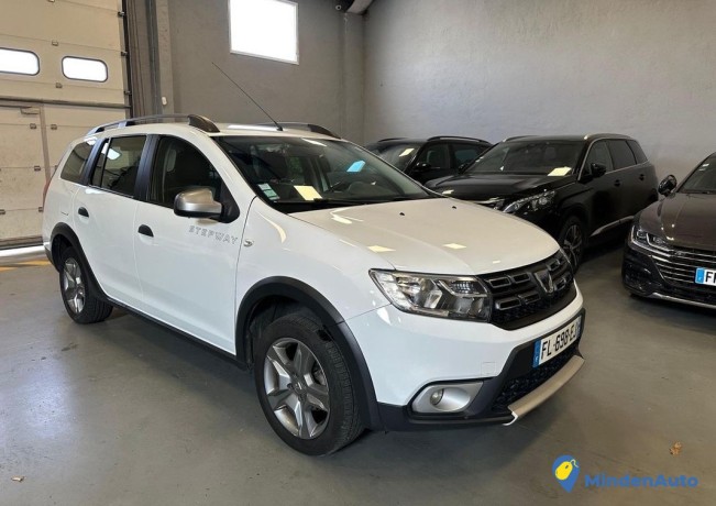 dacia-logan-mcv-stepway-90cv-w-2o19-big-1