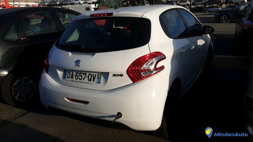 peugeot-208-da-657-qv-big-1