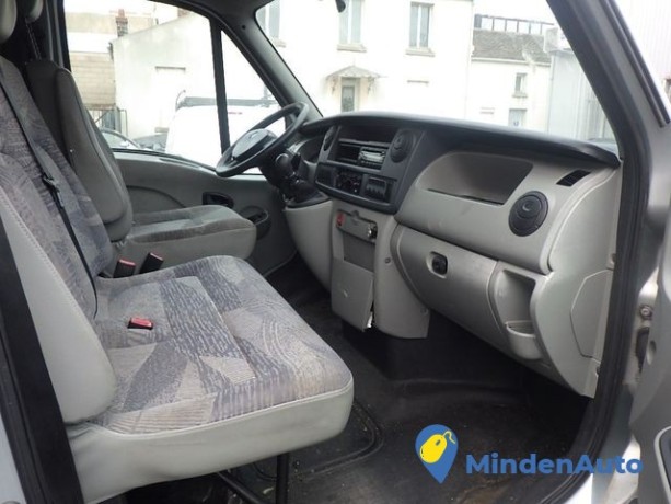 renault-master-25-dci-big-4