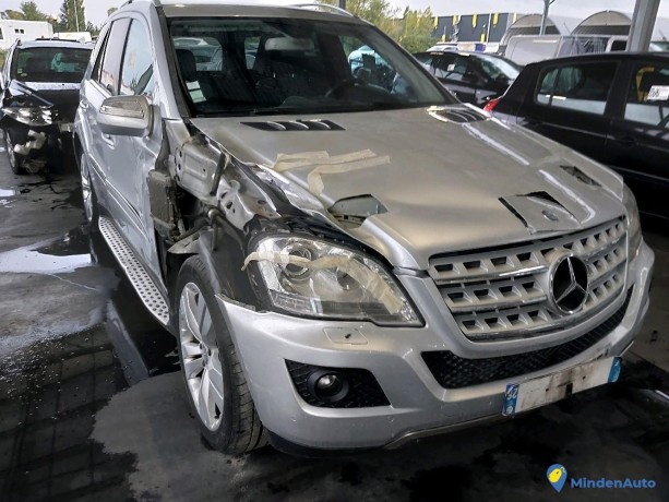 mercedes-classe-ml-w164-420-cdi-7g-306-ref-332632-big-3