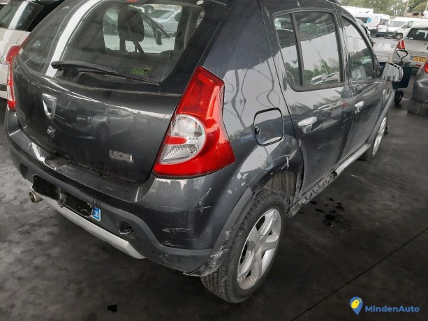 dacia-sandero-15-dci-90-stepway-ref-324413-big-1