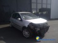 renault-clio-iii-15l-dci-85-small-2