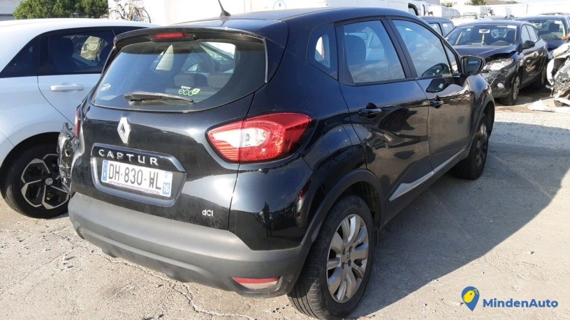 renault-captur-dh-830-wl-big-2