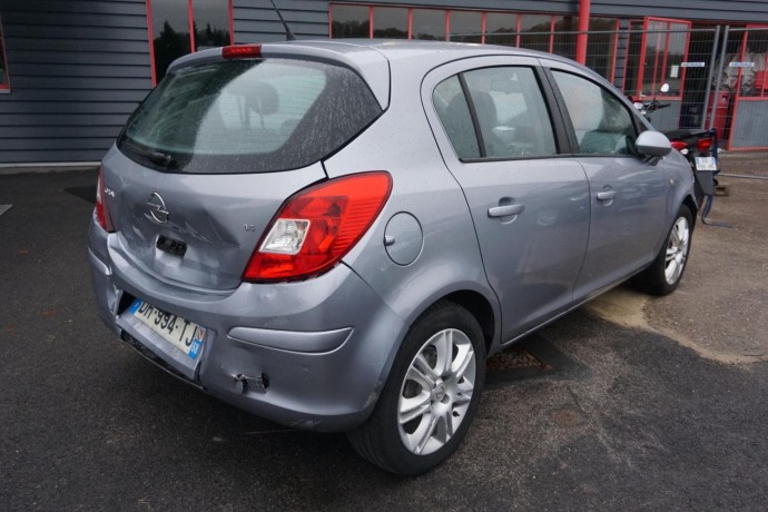 opel-corsa-d-big-19