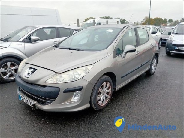 peugeot-308-tendance-16-ltr-68-kw-16v-hdi-fap-big-0