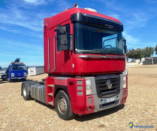 renault-magnum-520-dxi-privilege-big-1