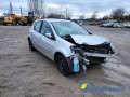 renault-clio-iii-12l-75-small-2