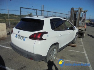 Peugeot 2008 1.2i 80 / EY956
