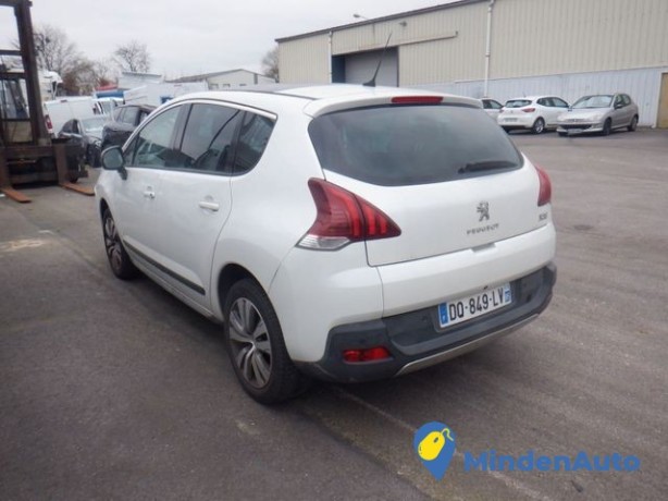 peugeot-3008-12-puretech-130ch-stopstart-big-2