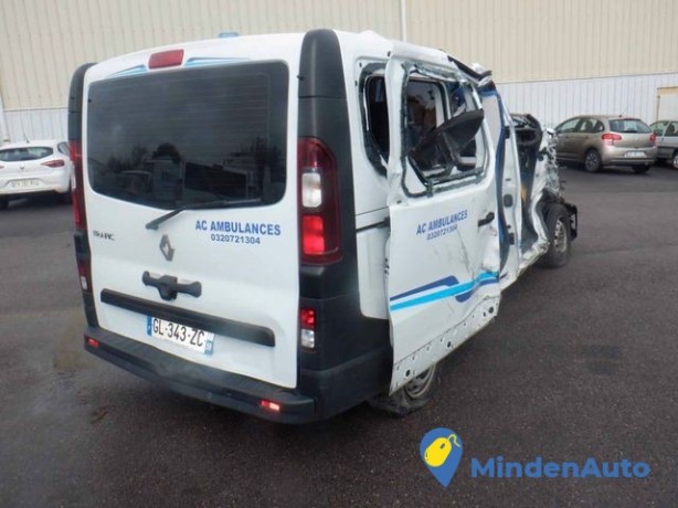 renault-trafic-20-bluedci-150-ch-l1h1-big-1