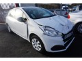 peugeot-208-1-small-12