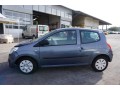 renault-twingo-2-small-16