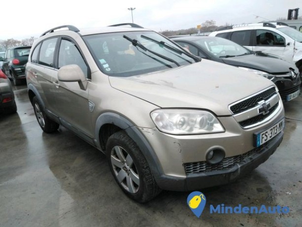 chevrolet-captiva-20-d-lt-4wd-motor-20-ltr-110-kw-diesel-kat-big-2